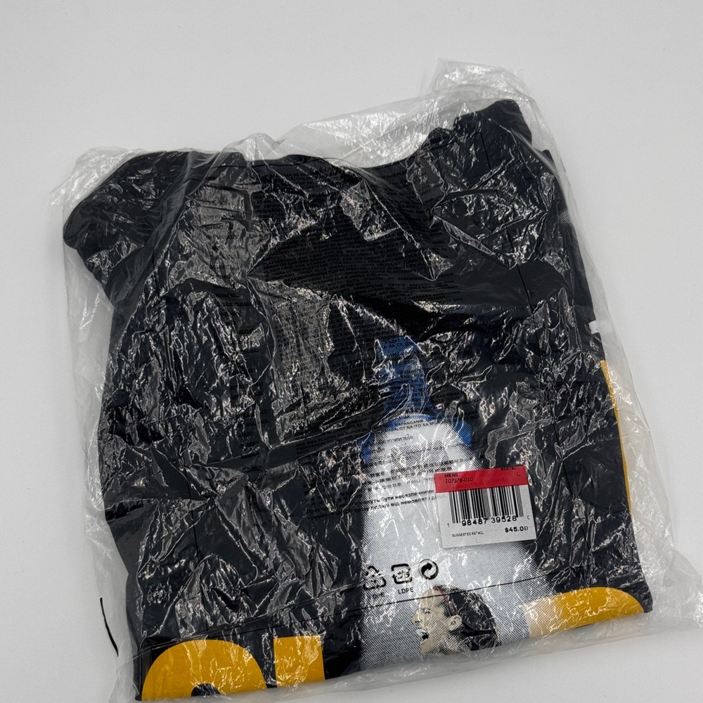Nike Caitlin Clark Fever Black Graphic Tee with Yellow Accents - Picture 2 of 5